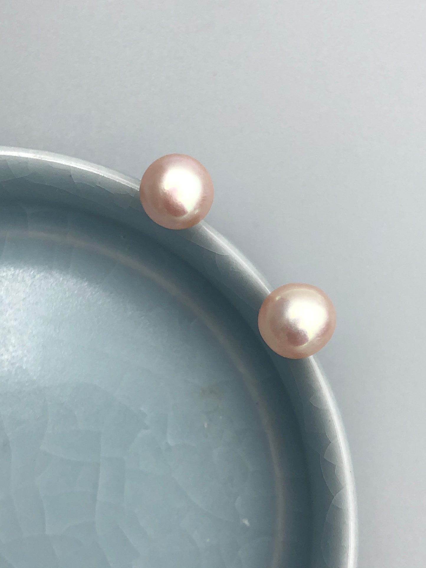 Pearl Stud 002