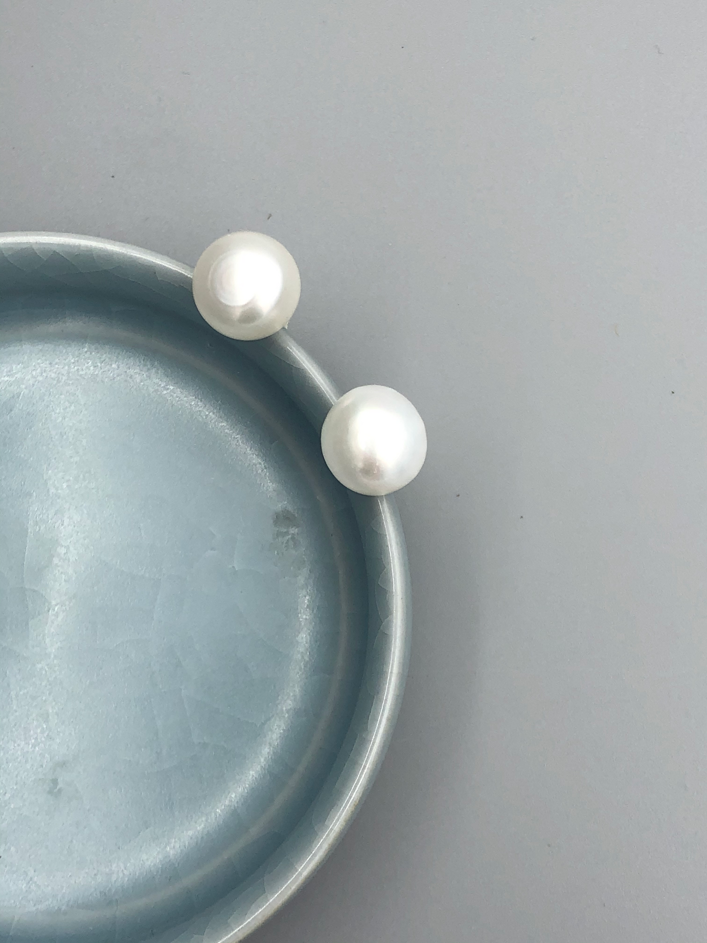 Pearl Stud 004