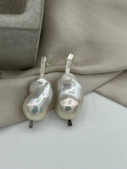 The Pearl 074