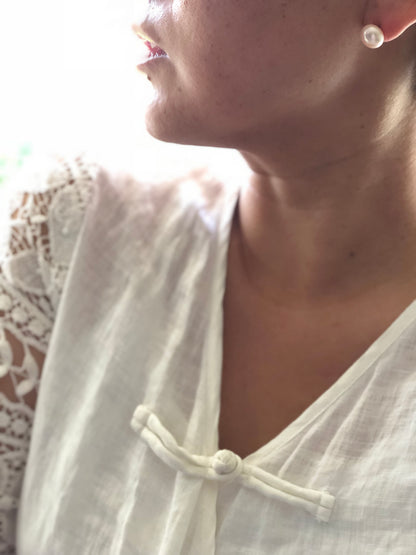 Pearl Stud 011