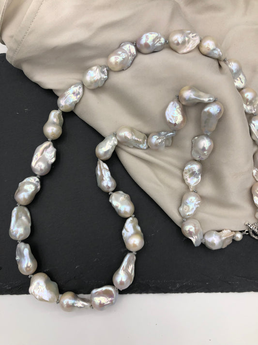 Baroque Pearl 002