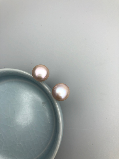 Pearl Stud 003