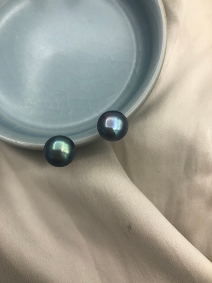 Pearl Stud 007