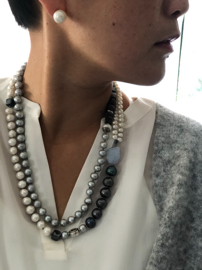 Pearl Stud 012
