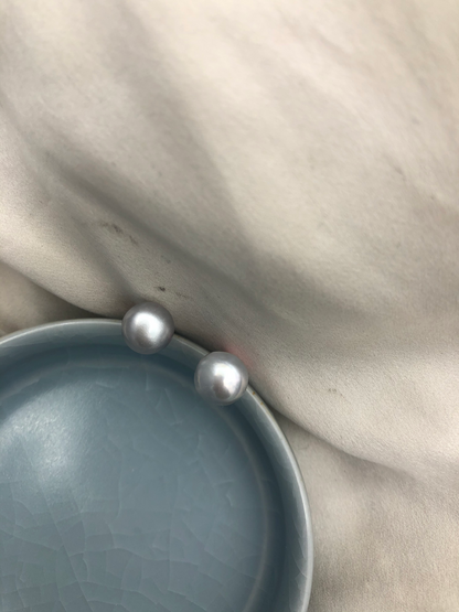 Pearl Stud 008
